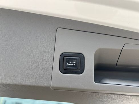 Used 2019 Cadillac XT5 Luxury image 19