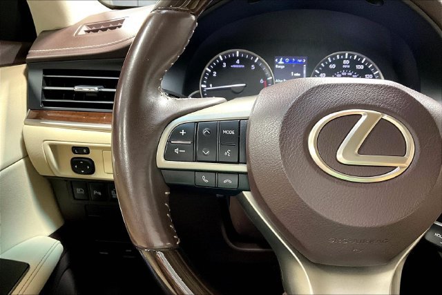 Used 2018 Lexus ES 350 w/ Luxury Package w/Wood Trim FWD image 12