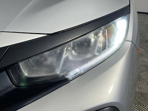 Used 2017 Honda Civic EX image 12