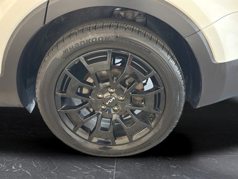 Used 2022 Kia Telluride SX w/ SX Prestige Package AWD/4WD image 44