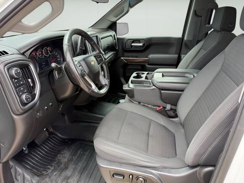 Used 2021 Chevrolet Silverado 1500 LT w/ Safety Package II AWD/4WD image 8