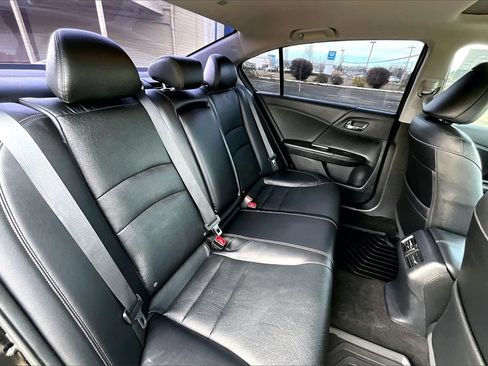 Used 2017 Honda Accord EX-L image 21