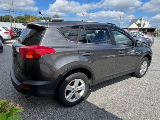 Used 2013 Toyota RAV4 XLE AWD/4WD image 7