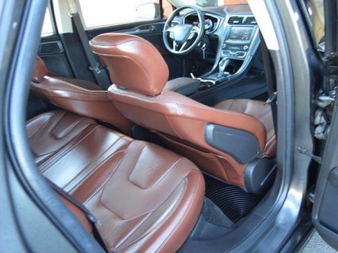 Used 2016 Ford Fusion SE w/ Equipment Group 202A image 44