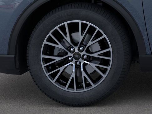 New 2026 Ford Escape SE w/ Class II Trailer Tow Package image 19