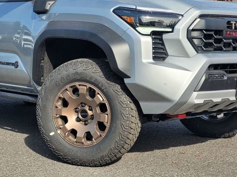 New 2026 Toyota Tacoma 4x4 Double Cab Hybrid image 3