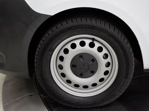 Used 2023 Mercedes-Benz Metris Passenger image 12