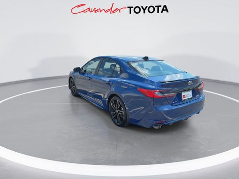 Used 2025 Toyota Camry XSE image 7