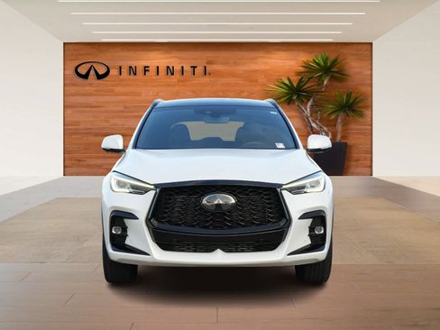 Certified 2025 INFINITI QX50 Sport image 2