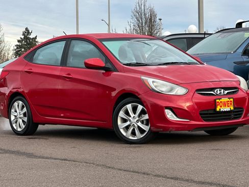 Used 2012 Hyundai Accent GLS w/ Premium Pkg 3 image 2