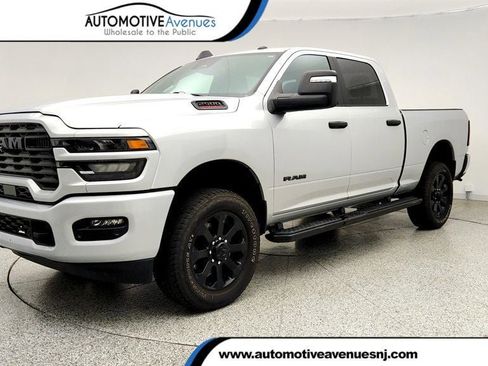 Used 2026 RAM 2500 Big Horn AWD/4WD image 1