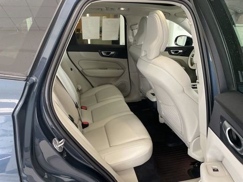 Used 2024 Volvo XC60 B5 Plus w/ Protection Package Premier image 11