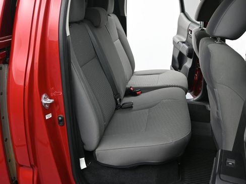 Used 2021 Toyota Tacoma SR5 image 8