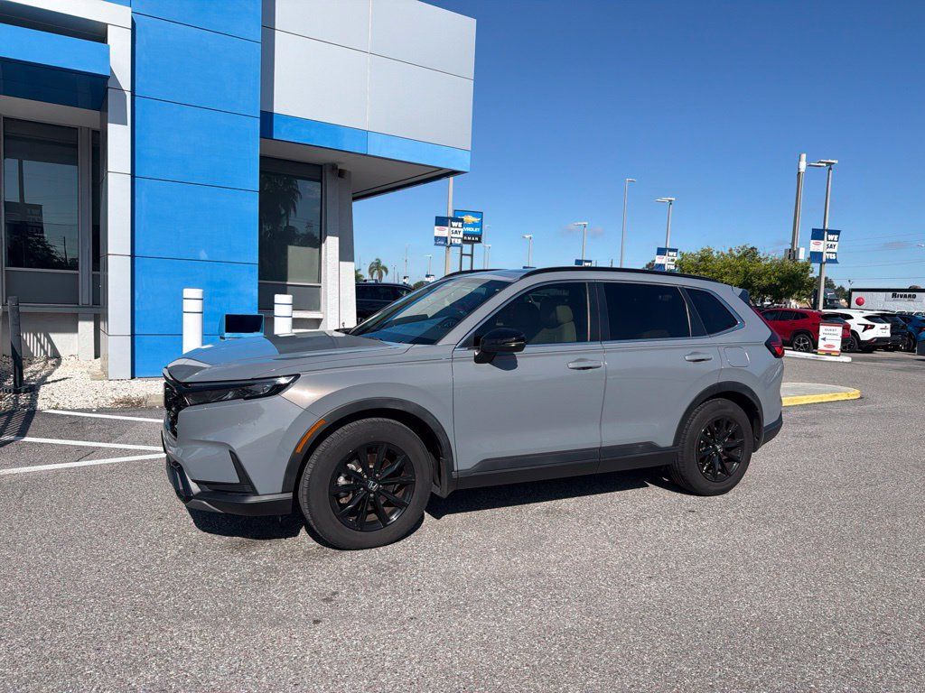 Used 2023 Honda CR-V Sport image 2