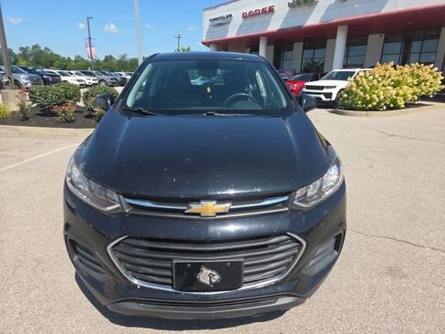 Used 2020 Chevrolet Trax LS FWD image 12