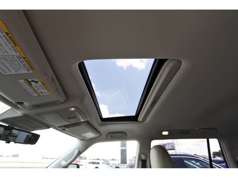 Used 2023 INFINITI QX80 Premium Select w/ All-Season Package RWD image 34
