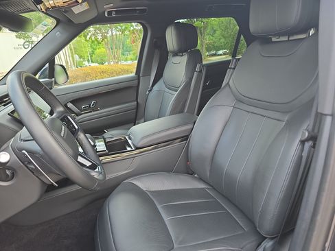 Certified 2025 Land Rover Range Rover Sport SE AWD/4WD image 15