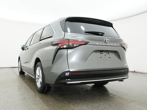 New 2026 Toyota Sienna Limited image 58