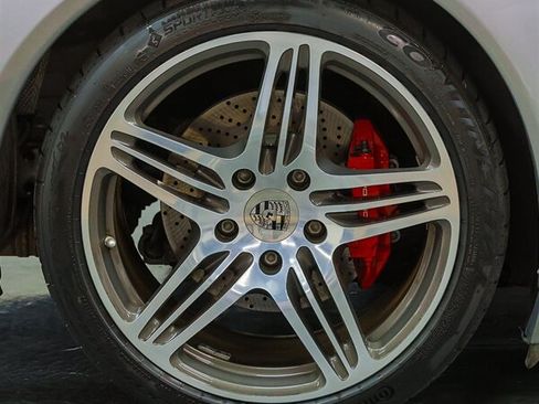Used 2009 Porsche 911 Carrera 4S AWD/4WD image 38