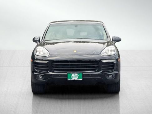 Used 2018 Porsche Cayenne AWD/4WD image 2