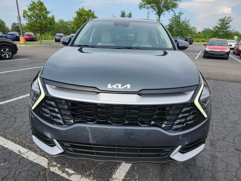 Used 2024 Kia Sportage EX FWD image 12