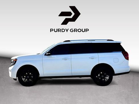 Used 2025 Ford Expedition Platinum w/ Driver's Package image 5