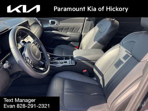 Used 2023 Kia Sorento SX image 25