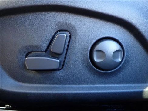 New 2026 Jeep Compass Trailhawk image 13