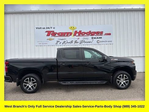 Used 2020 Chevrolet Silverado 1500 LT Trail Boss AWD/4WD image 1