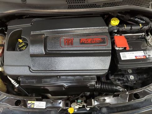 Used 2015 FIAT 500 Pop FWD image 22