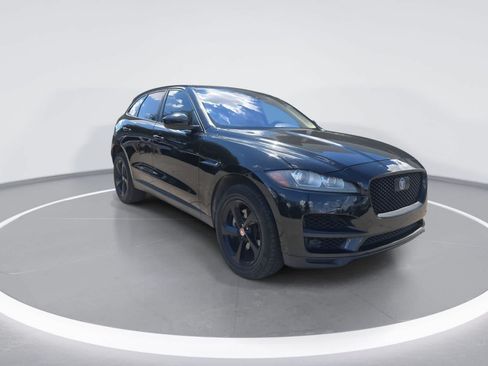 Used 2020 Jaguar F-PACE Prestige AWD/4WD image 2