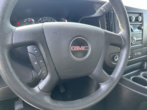Used 2024 GMC Savana 2500 w/ Driver Convenience Package image 14