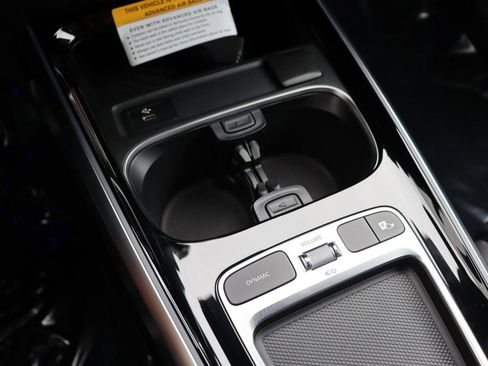 New 2025 Mercedes-Benz GLB 250 image 46