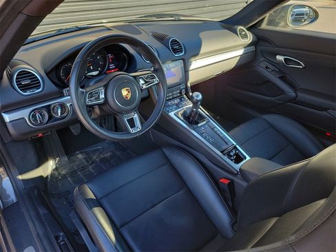 Certified 2018 Porsche 718 Cayman image 5