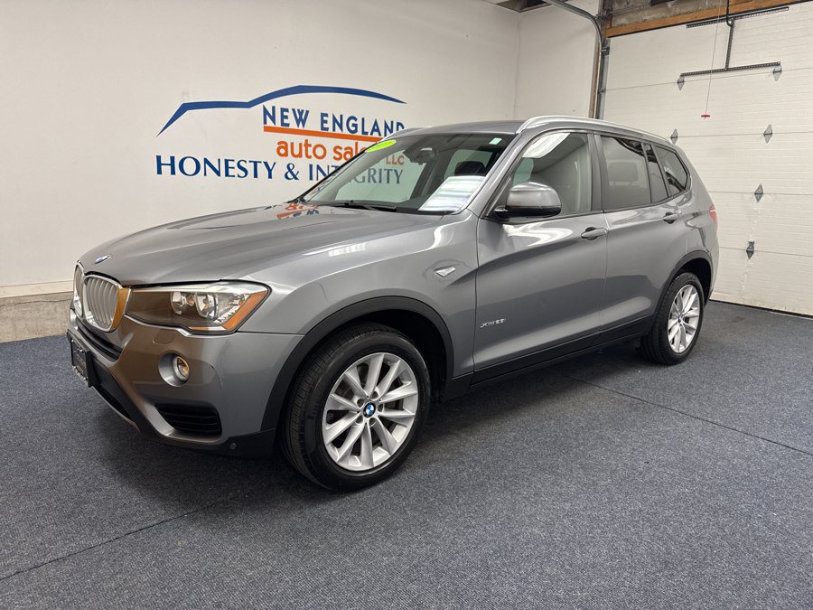 Used 2017 BMW X3 xDrive28i AWD/4WD image 1