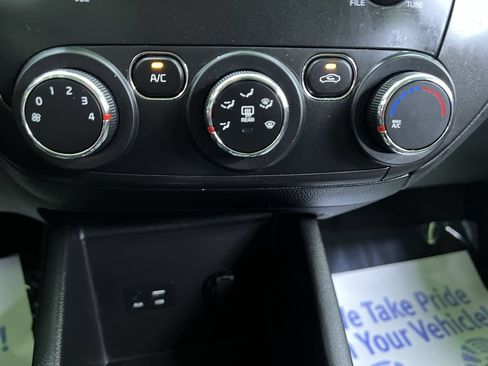 Used 2018 Kia Forte LX FWD image 21