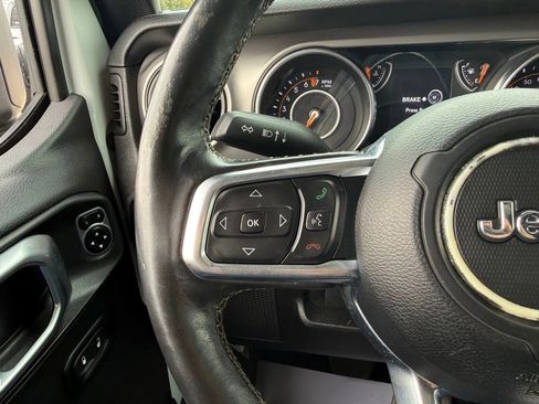 Used 2020 Jeep Gladiator Sport w/ Quick Order Package 24S AWD/4WD image 28