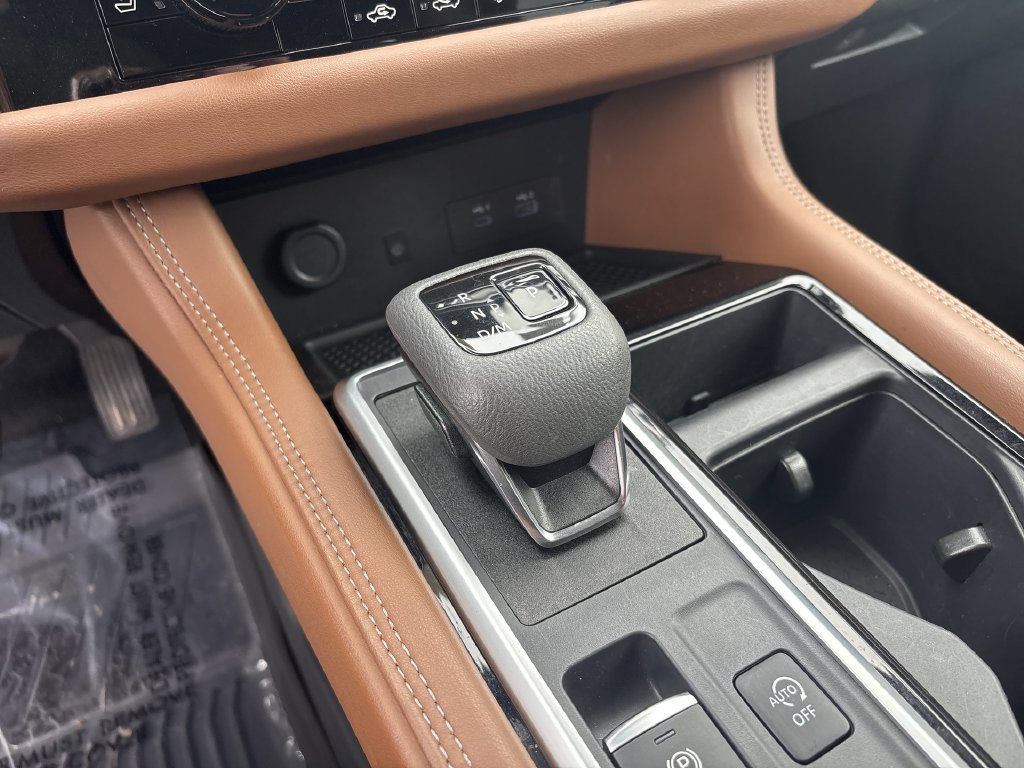 Certified 2024 Nissan Pathfinder Platinum AWD/4WD image 34