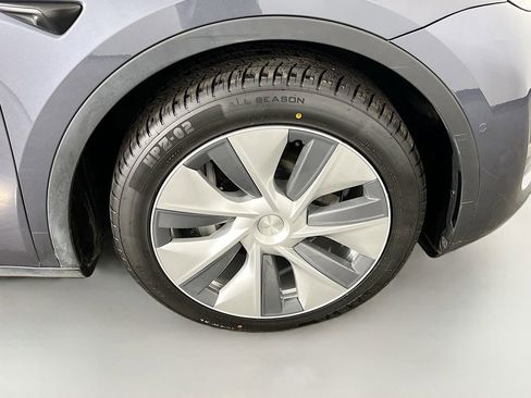 Used 2020 Tesla Model Y Long Range AWD/4WD image 33