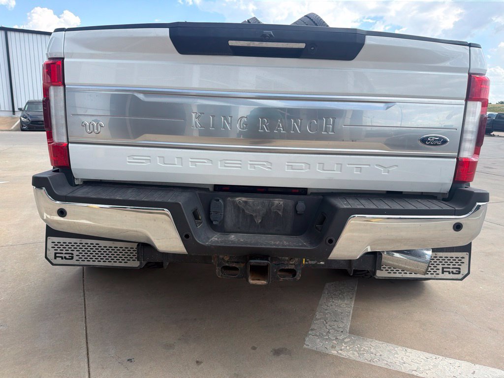 Used 2017 Ford F350 King Ranch w/ King Ranch Ultimate Package AWD/4WD image 4