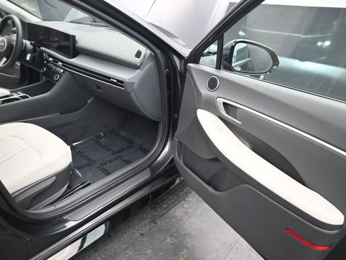Used 2025 Hyundai Sonata SEL image 23