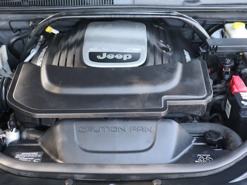Used 2007 Jeep Grand Cherokee Limited w/ Trailer Tow Group IV AWD/4WD image 37