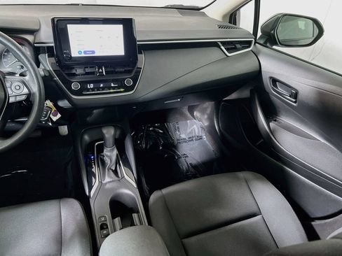 Used 2024 Toyota Corolla LE FWD image 20