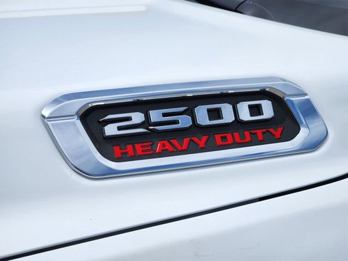 New 2026 RAM 2500 Tradesman w/ Chrome Appearance Group AWD/4WD image 12