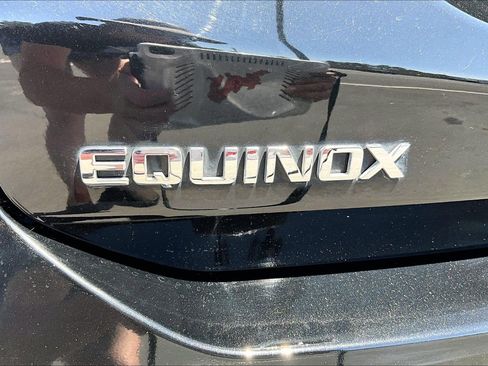 Used 2019 Chevrolet Equinox LT FWD image 30