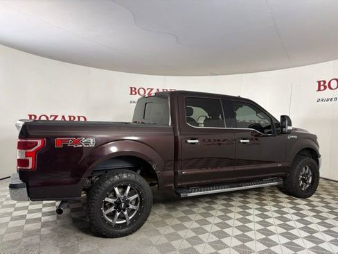 Used 2018 Ford F150 XLT w/ Equipment Group 302A Luxury AWD/4WD image 9