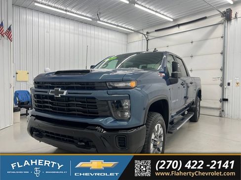 New 2026 Chevrolet Silverado 2500 Custom w/ Custom Value Package AWD/4WD image 6
