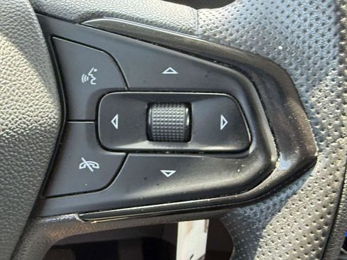 Used 2023 Chevrolet TrailBlazer LS AWD/4WD image 14