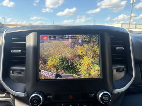 Used 2023 RAM 1500 Big Horn image 24