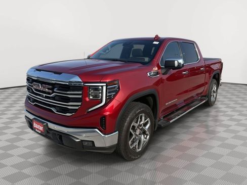 Used 2024 GMC Sierra 1500 SLT w/ SLT Premium Plus Package AWD/4WD image 4